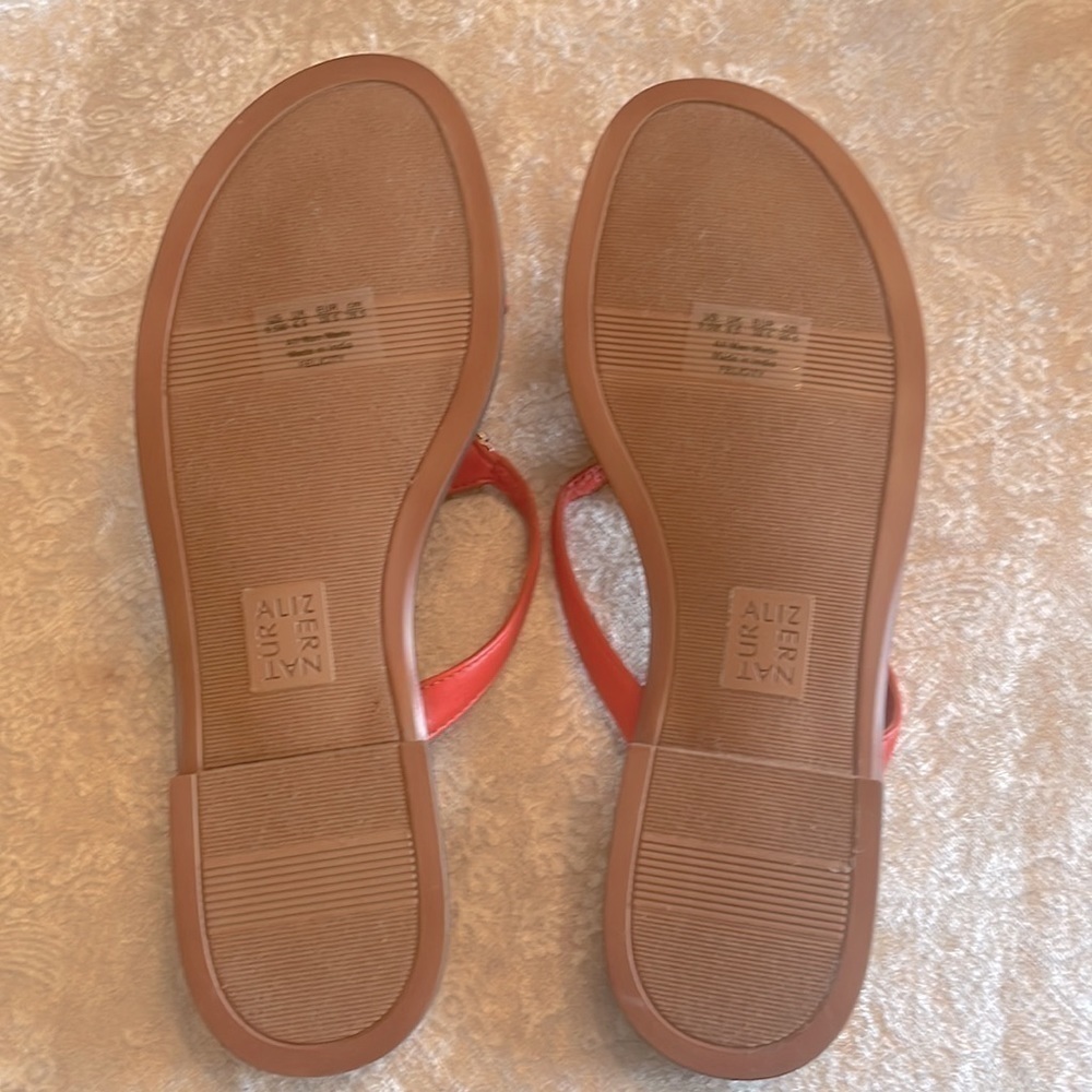 Brand New Naturalizer Melon Sorbet Embellished Felicity Sandals Slip On Thongs - Picture 12 of 14